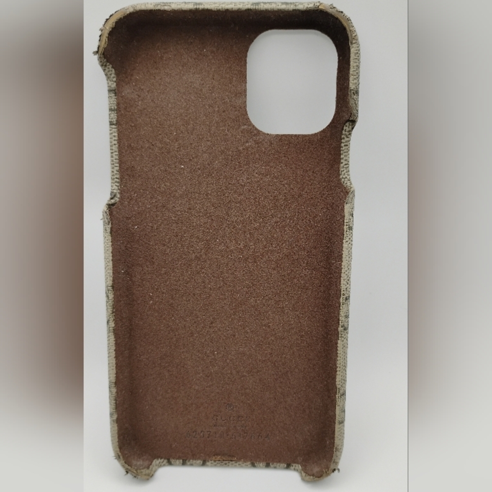 Gucci Beige Monogram iPhone 11 Case - Picture 2 of 3